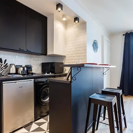 Apartment Super Apartement 1br 4p- Place De La Bastille 14 *